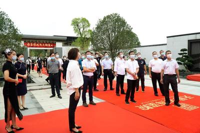 攜手鏖戰(zhàn) 奮楫向前--天福集團(tuán)年中會(huì)議暨犇騰大戰(zhàn)半年總結(jié)會(huì)議順利召開